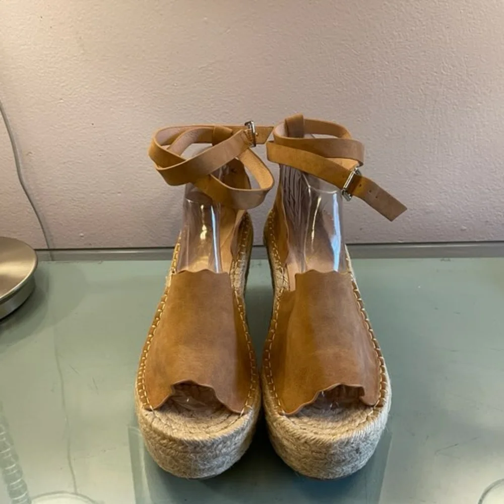 CCOCCI Jade Espadrille Wedge Sandals, Size 10, Tan   NWOB
